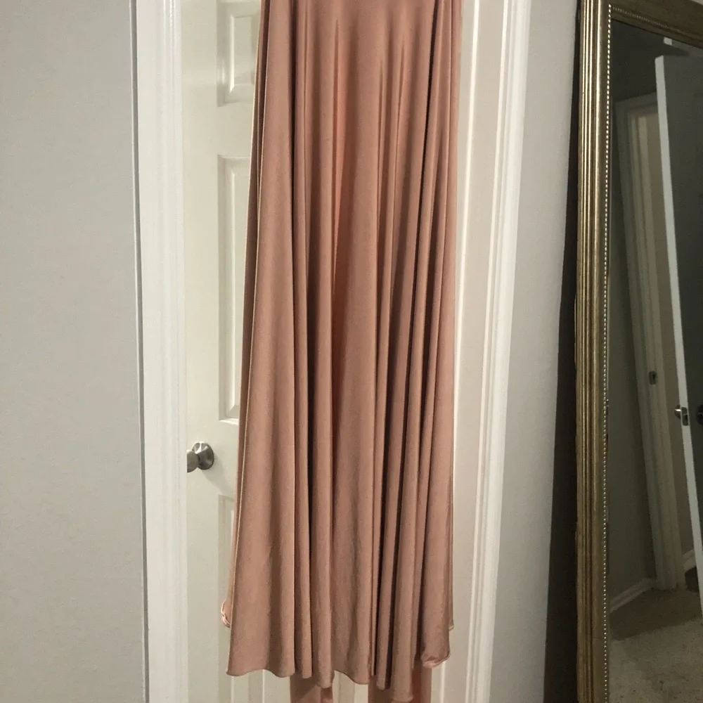 Dress - Picture 4 of 6